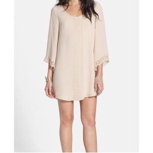 ASTR‎ Lace Trim Shift Dress Cream Size XS Boho Romantic Festival